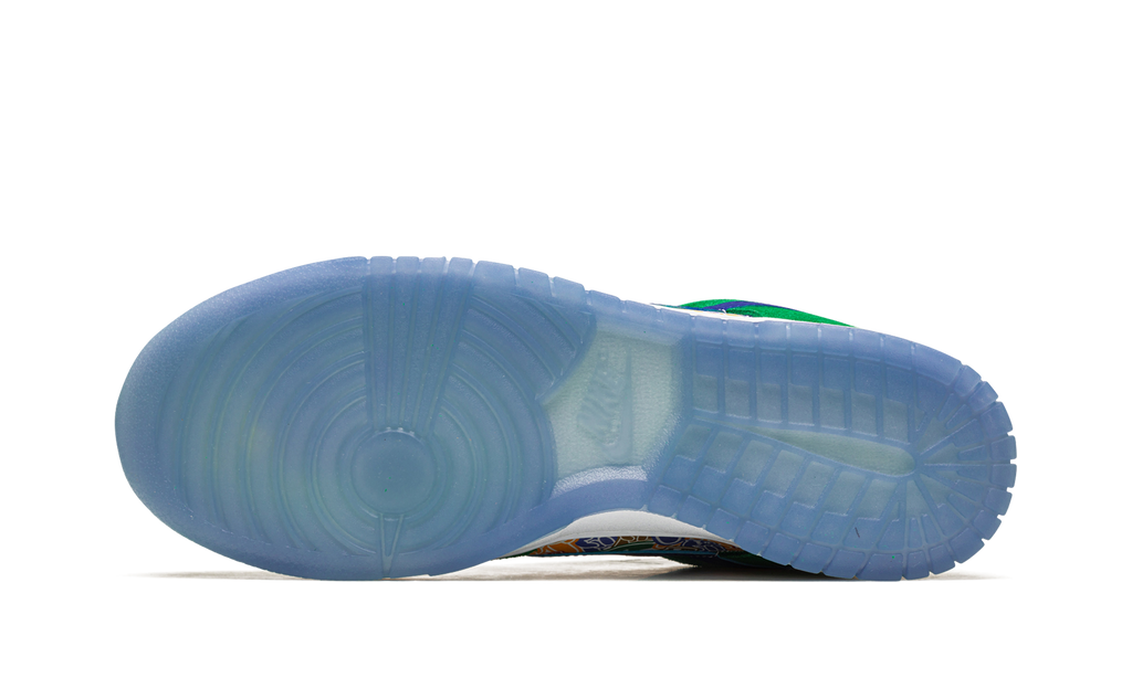 Dunk Low "Foam Finger" DZ5184 300