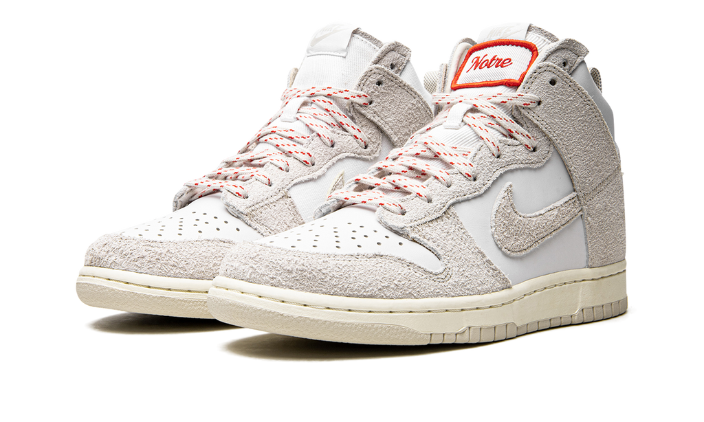 Dunk High SP "Notre - Light Orewood Brown" CW3092 100