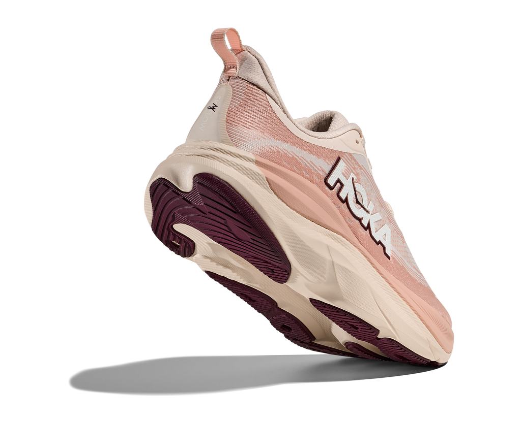 HOKA Women's Skyflow - ROSE CREAM / ROSE LATTE