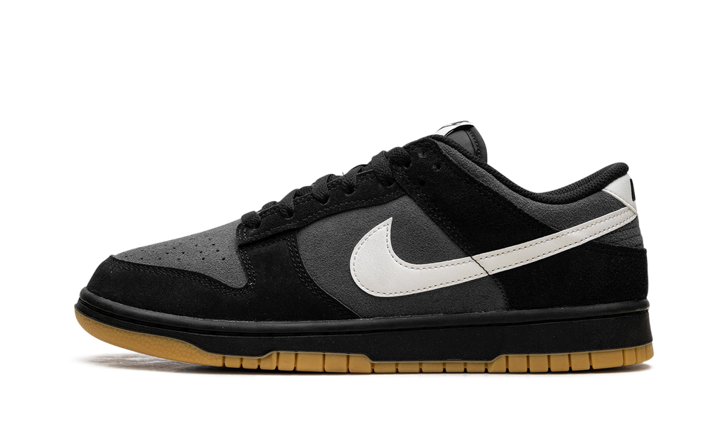 Dunk Low SE "Black Grey Gum" HQ1931 001