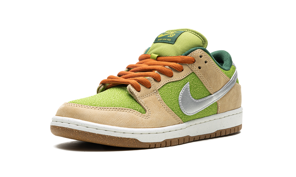 SB Dunk Low "Escargot" FQ7585 200