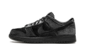 Dunk Low "Dover Street Market Triple Black Velvet" DH2686 002