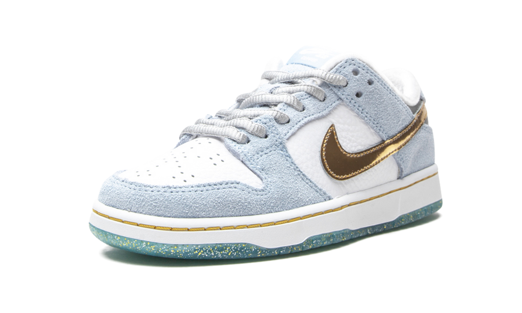 SB Dunk Low PS "Sean Cliver - Holiday Special" DJ2519 400