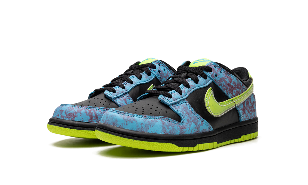 Dunk Low SE 2 "Acid Wash" DV1694 900