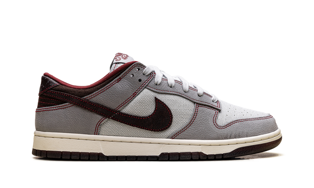 Dunk Low Retro SE "Pure Platinum / Wolf Grey / Team Red / Burgundy Crush" IH1942 001