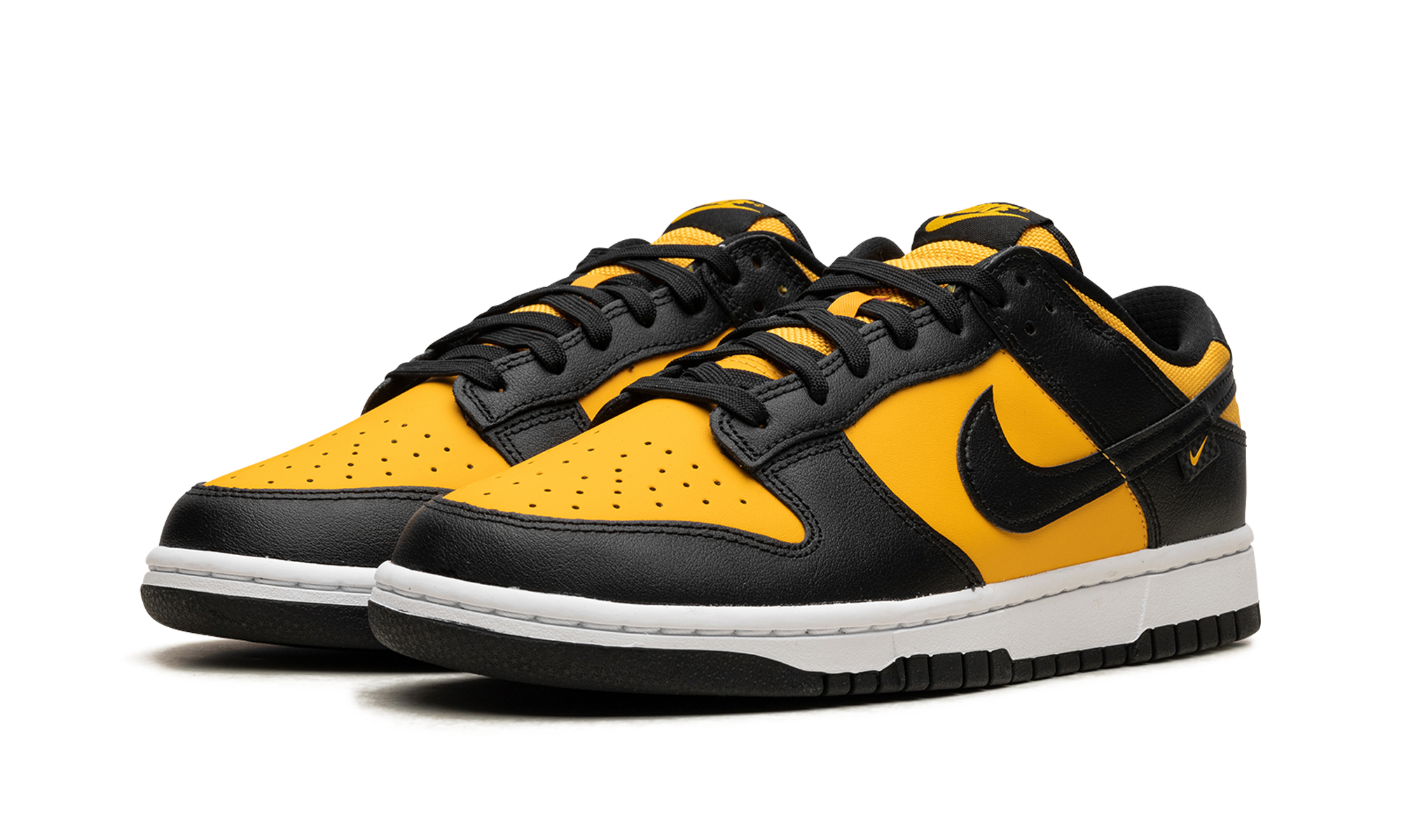 Dunk Low "Black University Gold" FZ4618 001