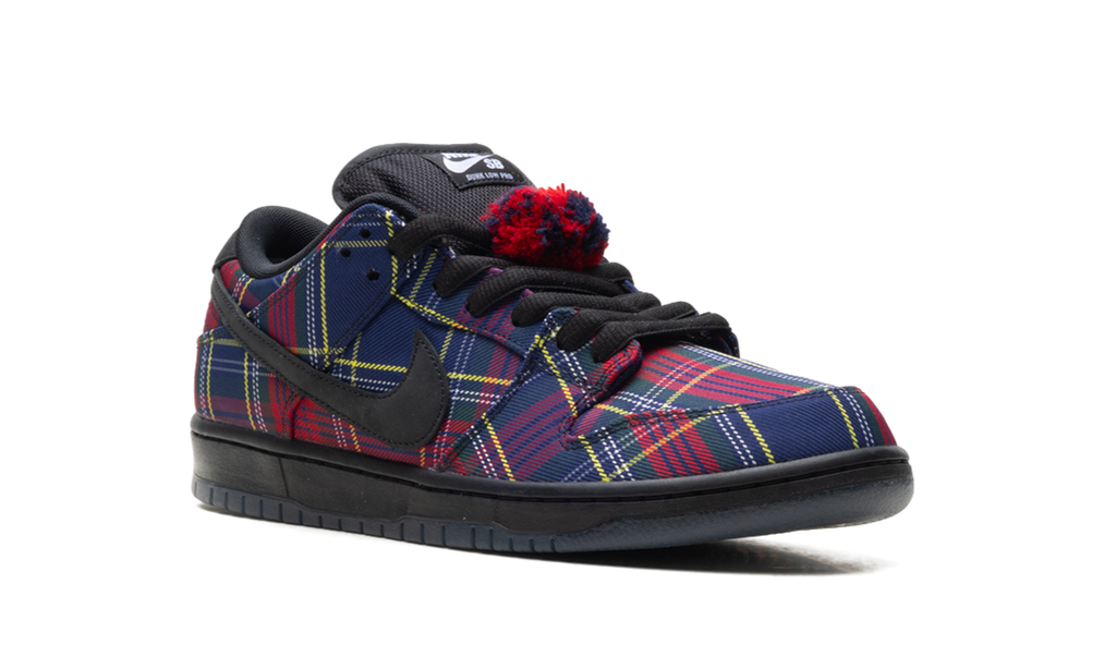 SB Dunk Low "Nardwuar" II1493 600