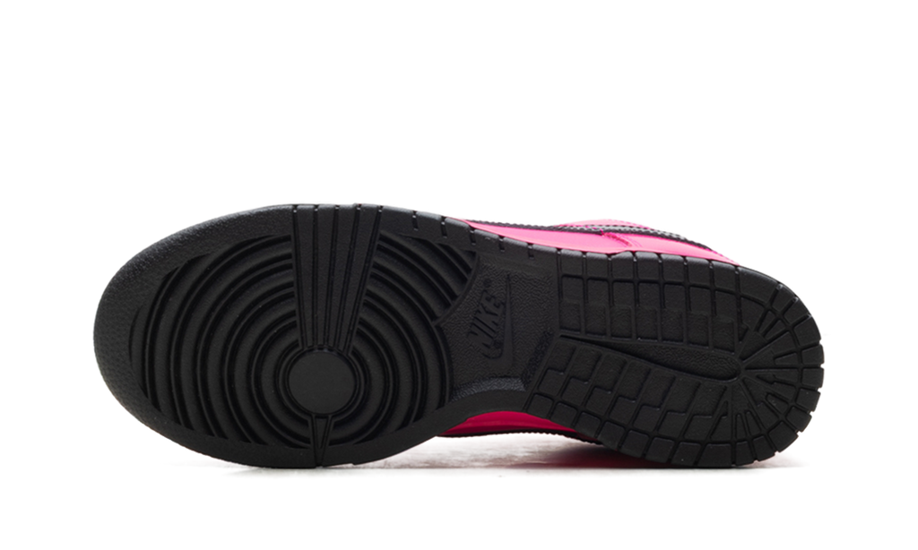 Dunk Low WMNS "Pink Blast" IV2040 600