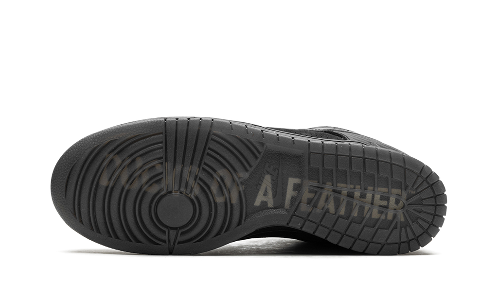 Dunk Low Black "Division Street - What The Duck Alternate" HV1470 001