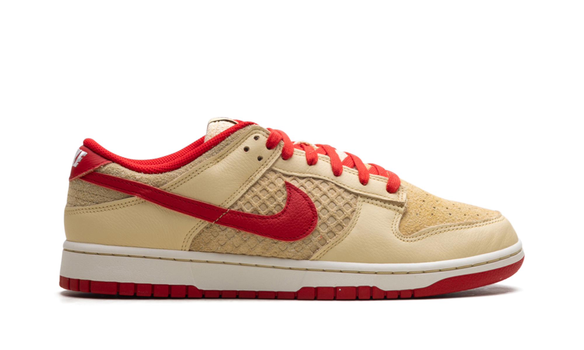 Dunk Low "STRAWBERRY WAFFLE" HJ9100 294