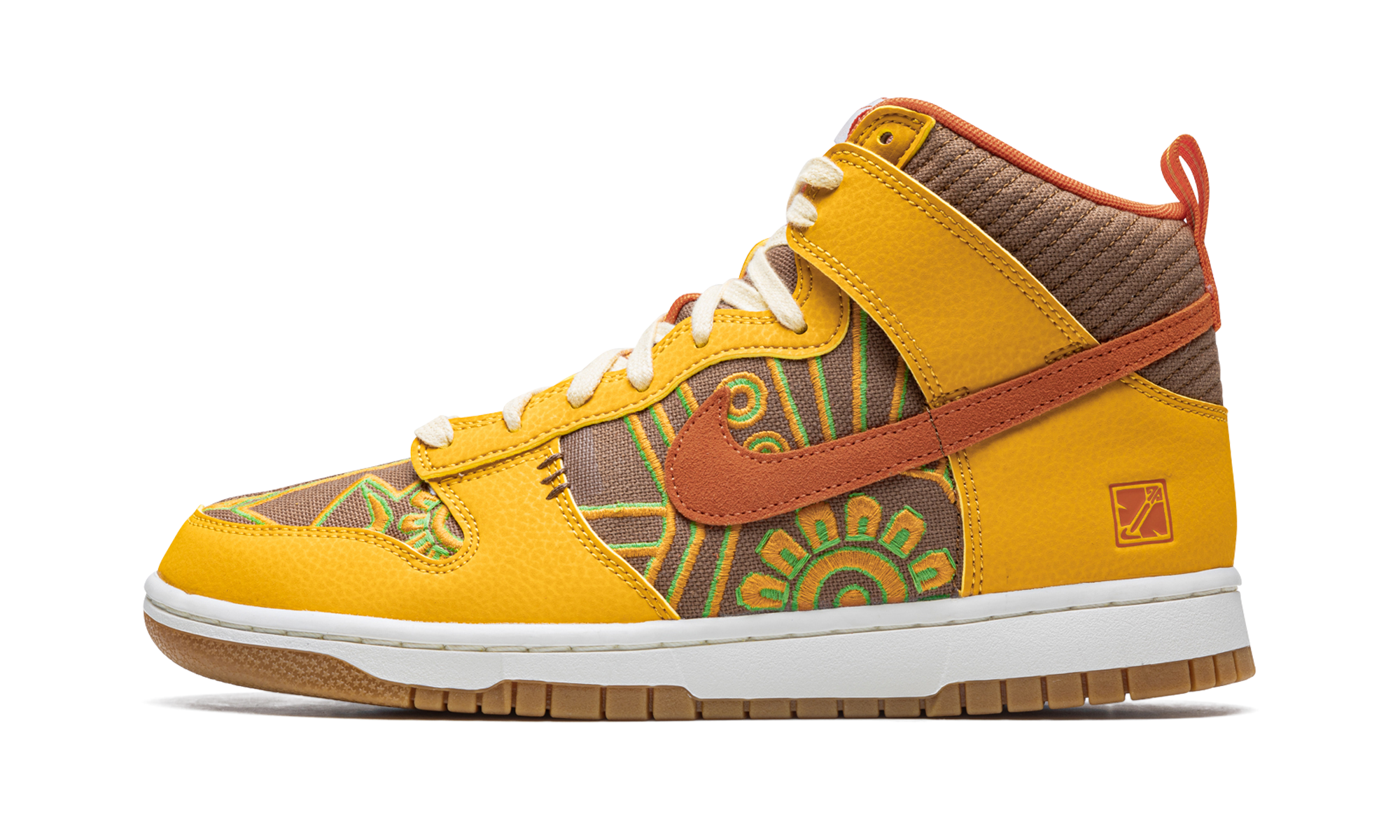 Dunk High "Somos Familia" DZ5354 045
