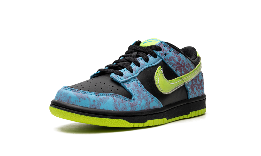Dunk Low SE 2 "Acid Wash" DV1694 900