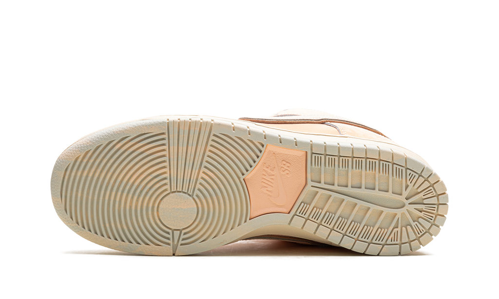 Nike SB Dunk Low Pro PRM "Guava Ice" FV5926 200