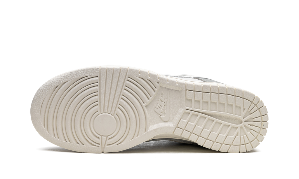 Dunk Low Retro PRM "Mica Green" DV7212 300