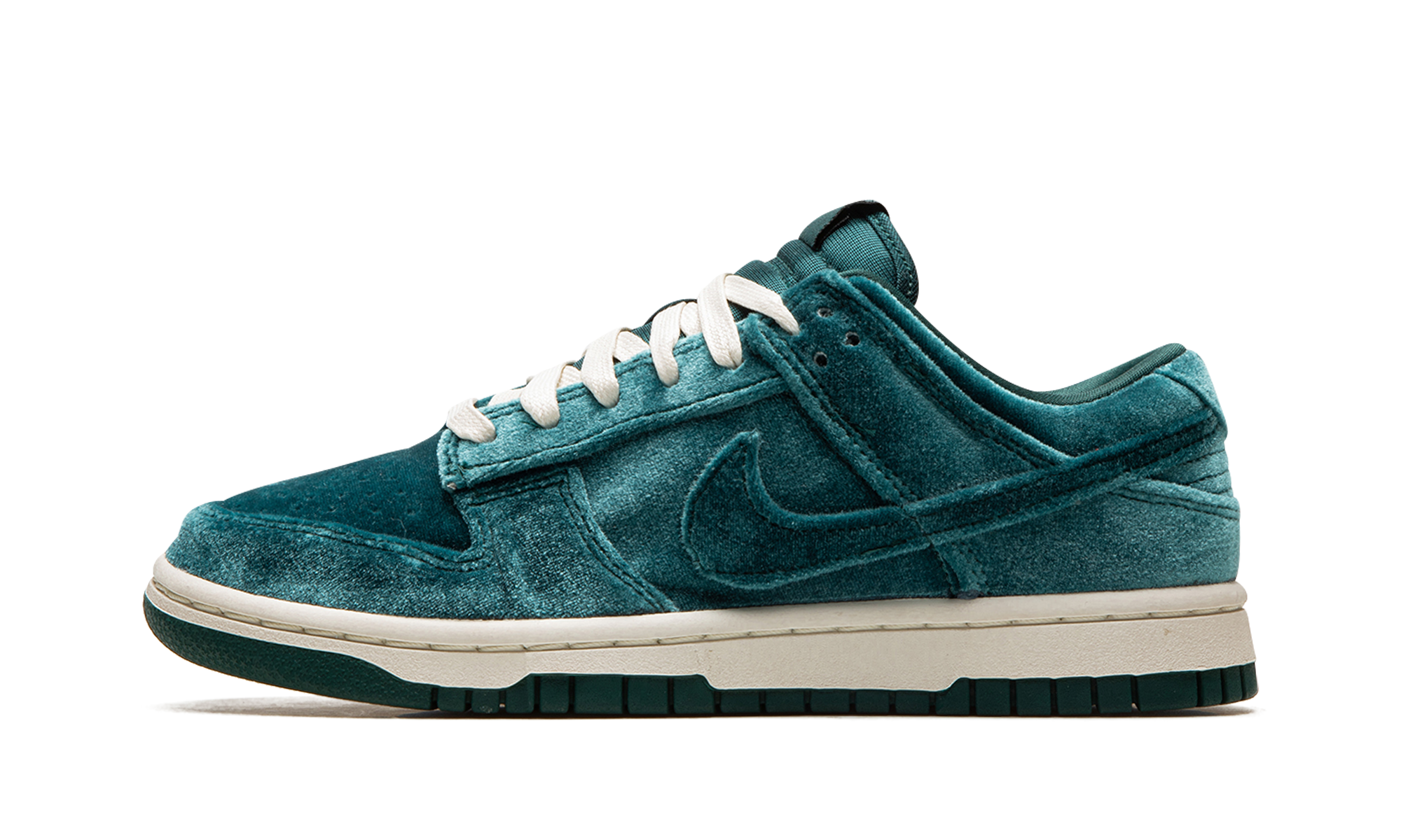 DUNK LO MNS WMNS "Green Velvet" DZ5224 300