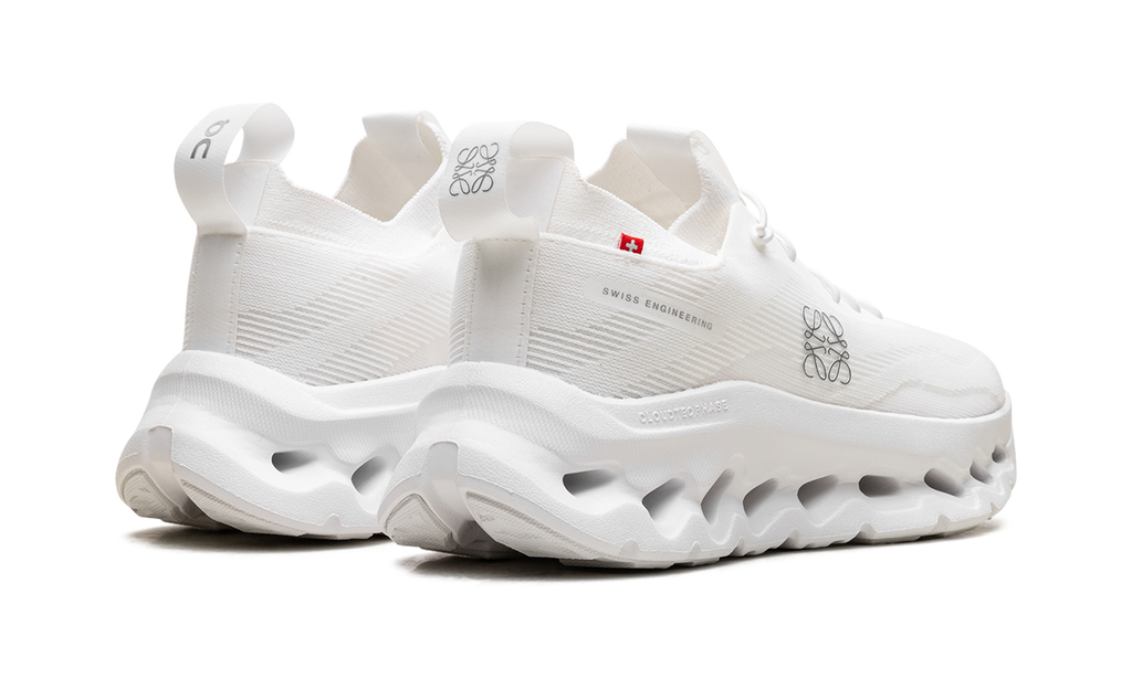 Cloudtilt WMNS "LOEWE All White" 3WD30310108