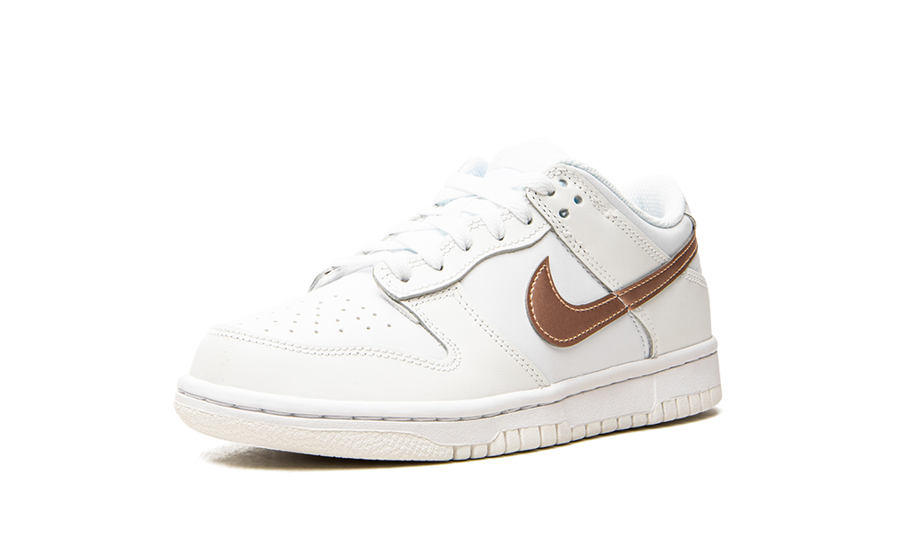 Dunk Low GS "White / Metallic Red Bronze" DH9765 100