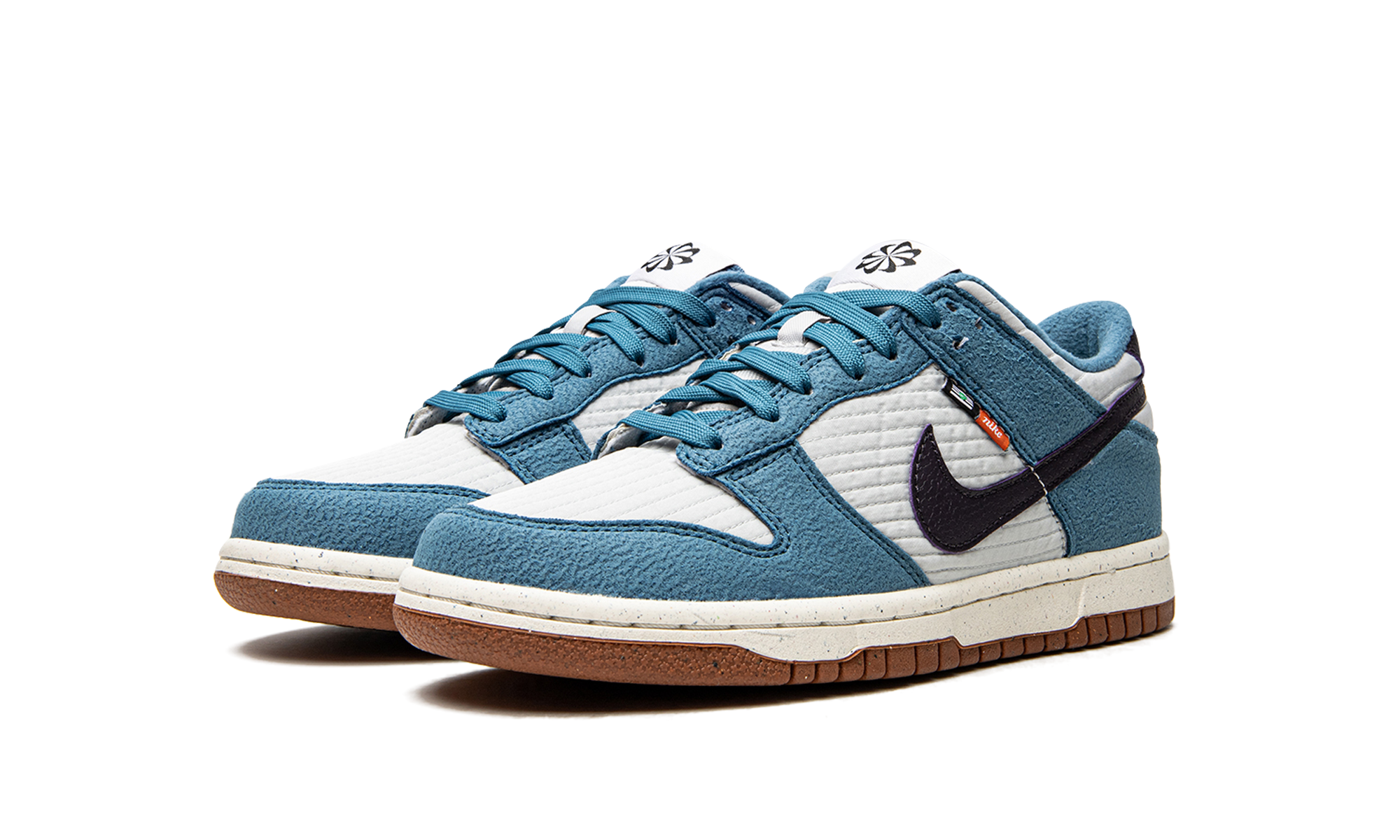 Dunk Low SE (GS) "Toasty" DC9561 400