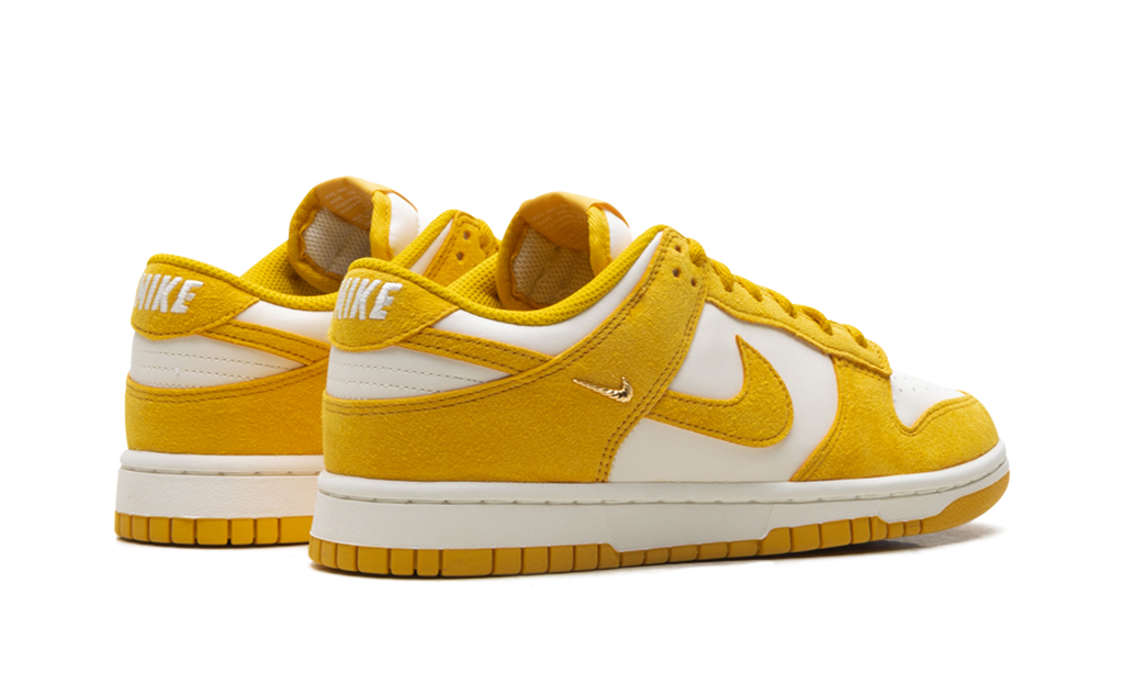 Dunk Low WMNS "Dark Sulfur Gold Mini Swoosh" IB4417 101