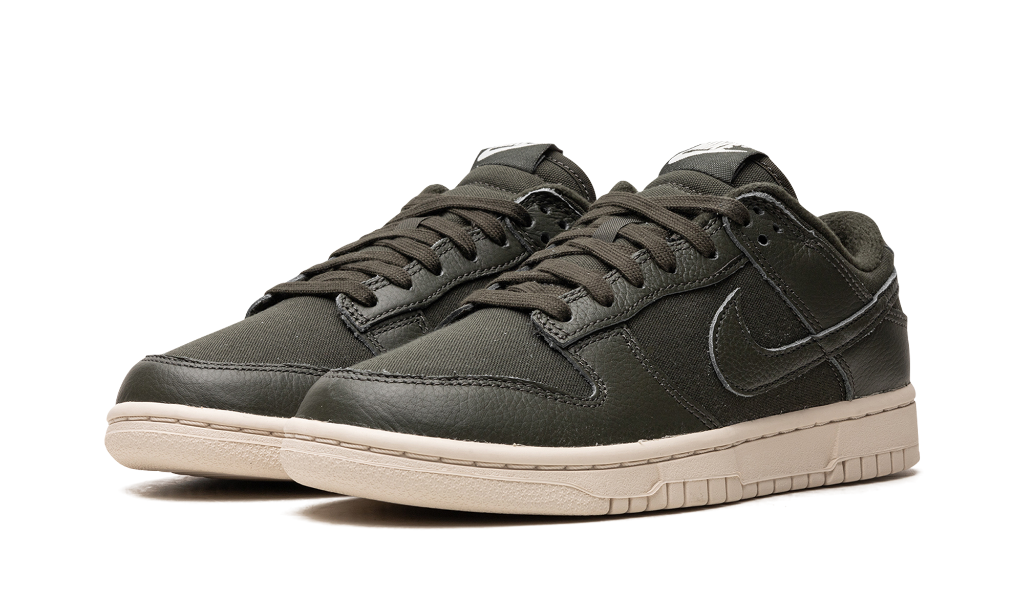 Dunk Low PRM "Sequoia" DZ2538 300