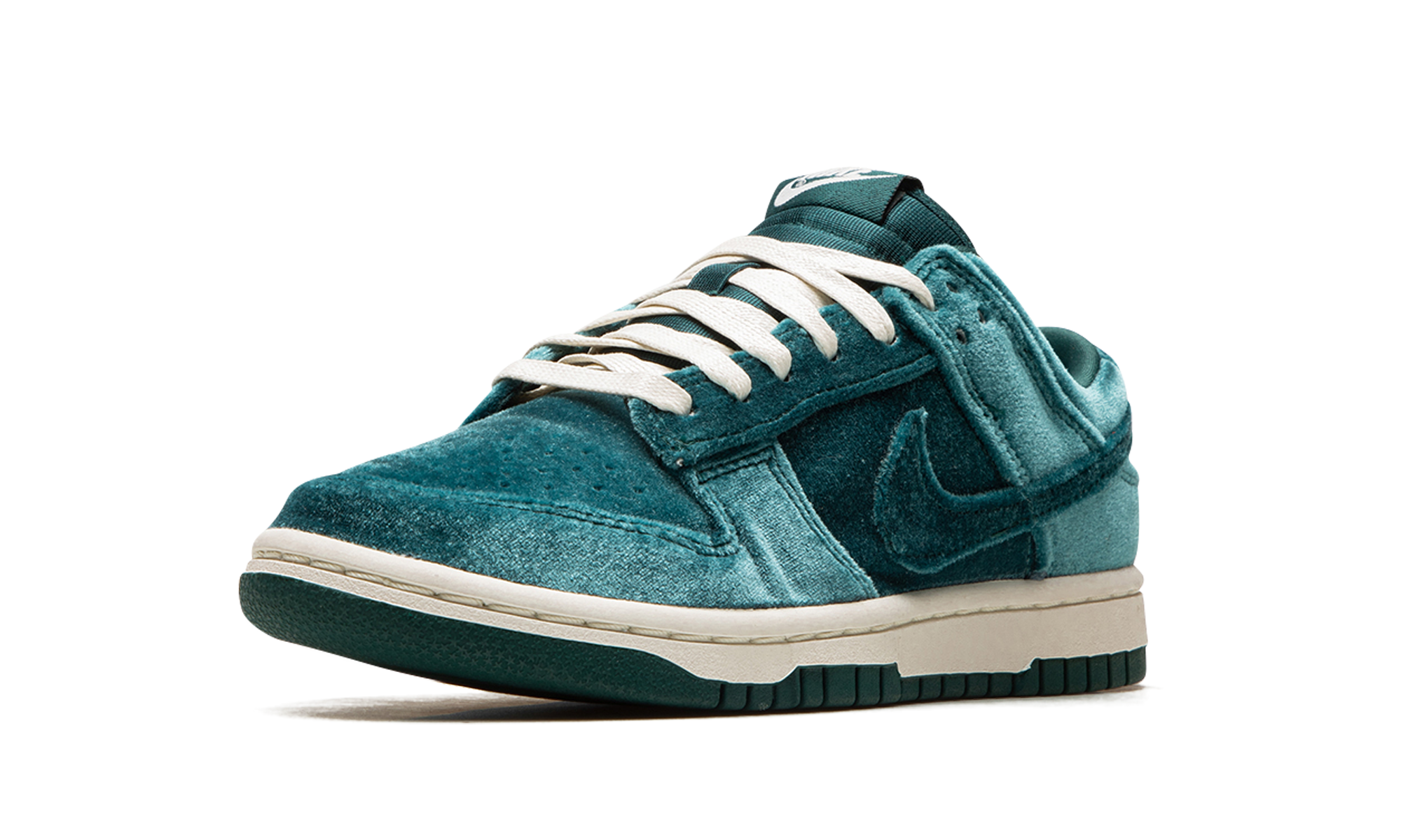 DUNK LO MNS WMNS "Green Velvet" DZ5224 300