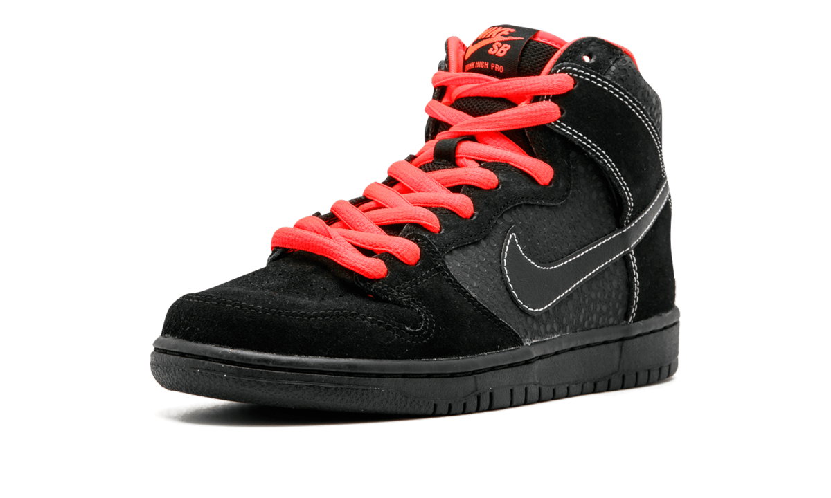 SB Dunk High Pro "Black Atomic Red" 305050 066