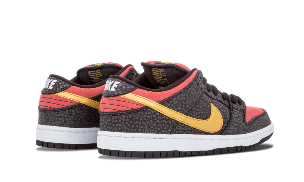 SB Dunk Low Premium QS "Walk Of Fame" 504750 076