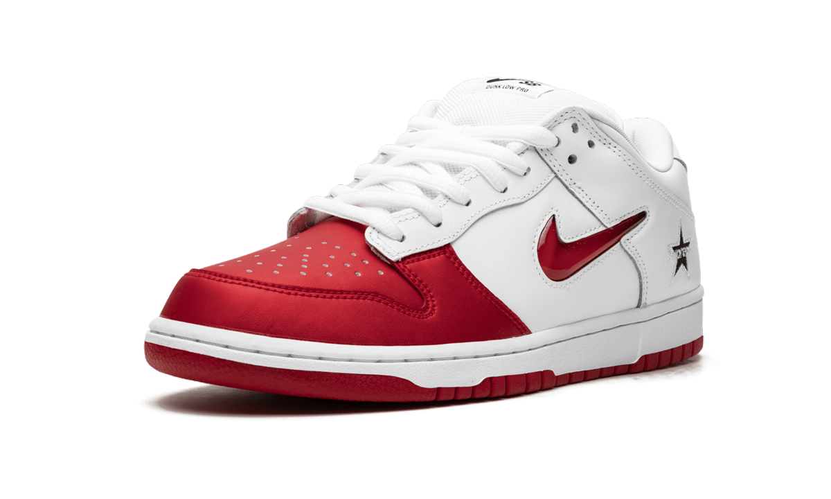 SB Dunk Low "Supreme - Jewel Swoosh Red/White" CK3480 600