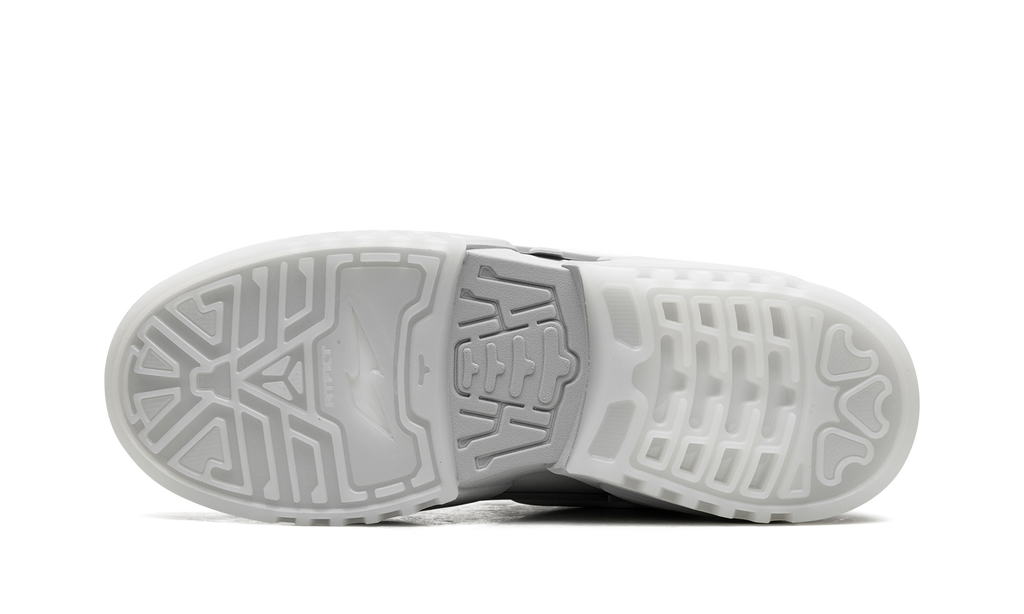 Dunk Genesis Low "RTFKT Ghost (Edition of 8461)" HQ3034 001
