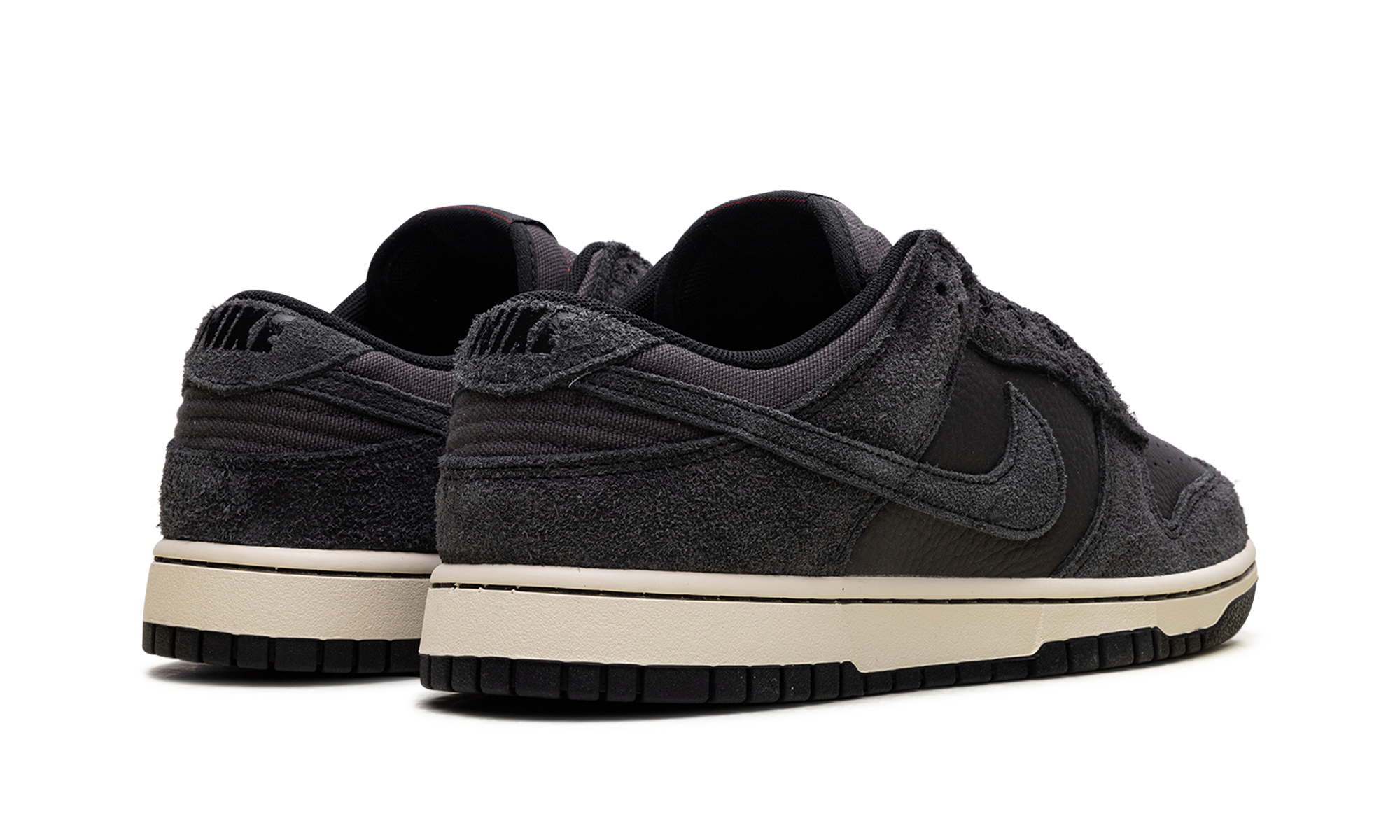 Dunk Low Premium "Black Off Noir" HF3145 001