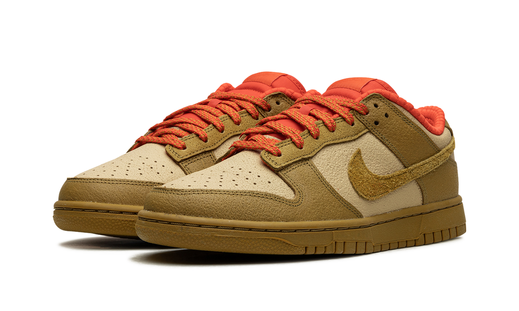 DUNK LOW WMNS "Bronzine Picante Red" FQ8897 252