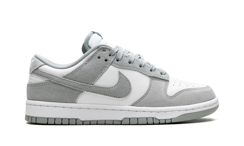 Dunk Low "Light Pumice" FQ8249 101