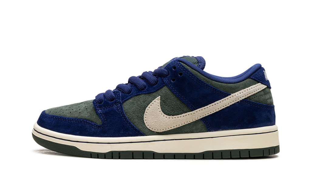 SB Dunk "Deep Royal Blue" HF3704 400