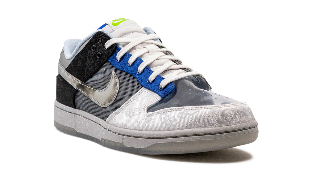 Dunk Low "CLOT - What The" FN0316 999