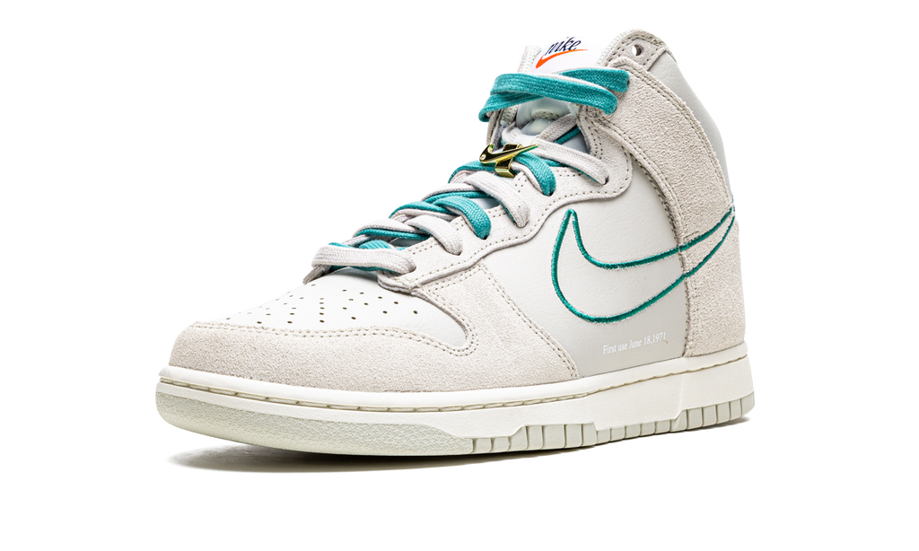 Dunk High SE "First Use - Green Noise" DH0960 001