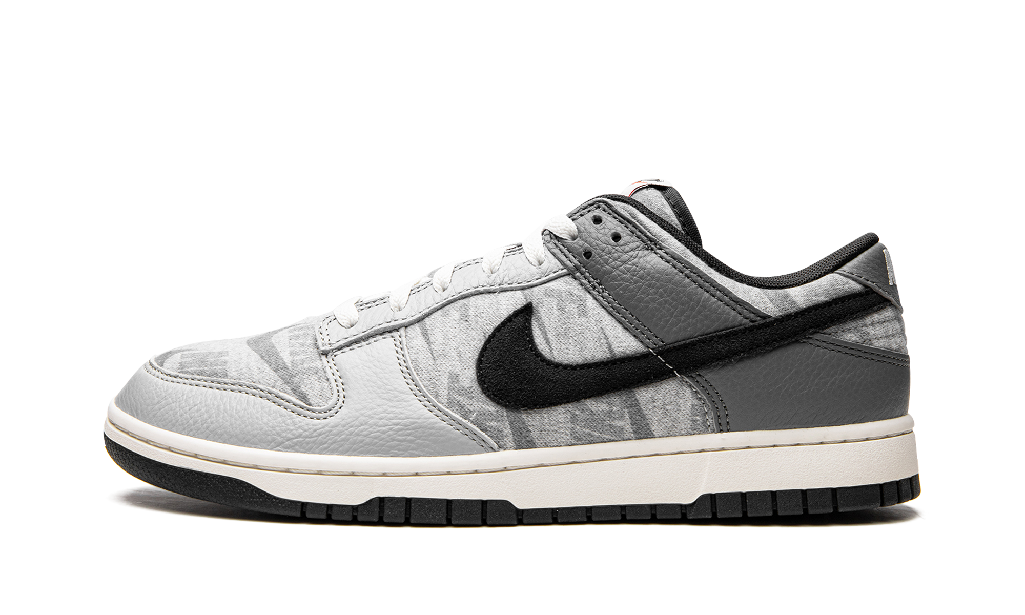 Dunk Low "Copy Paste" DQ5015 063