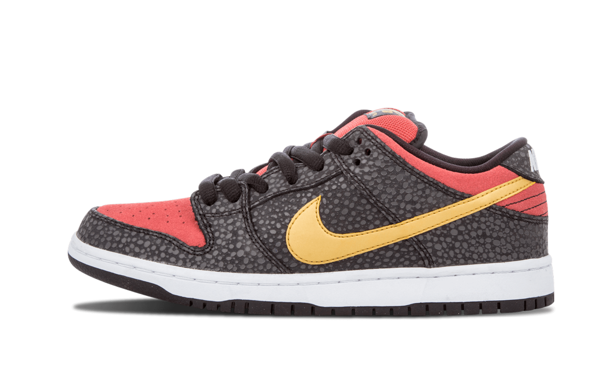 SB Dunk Low Premium QS "Walk Of Fame" 504750 076