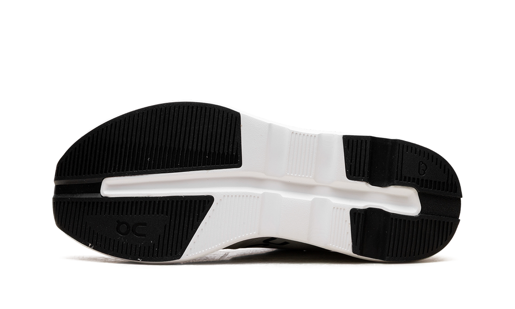 Cloudzone WMNS "Ice Black" 3WF10071926