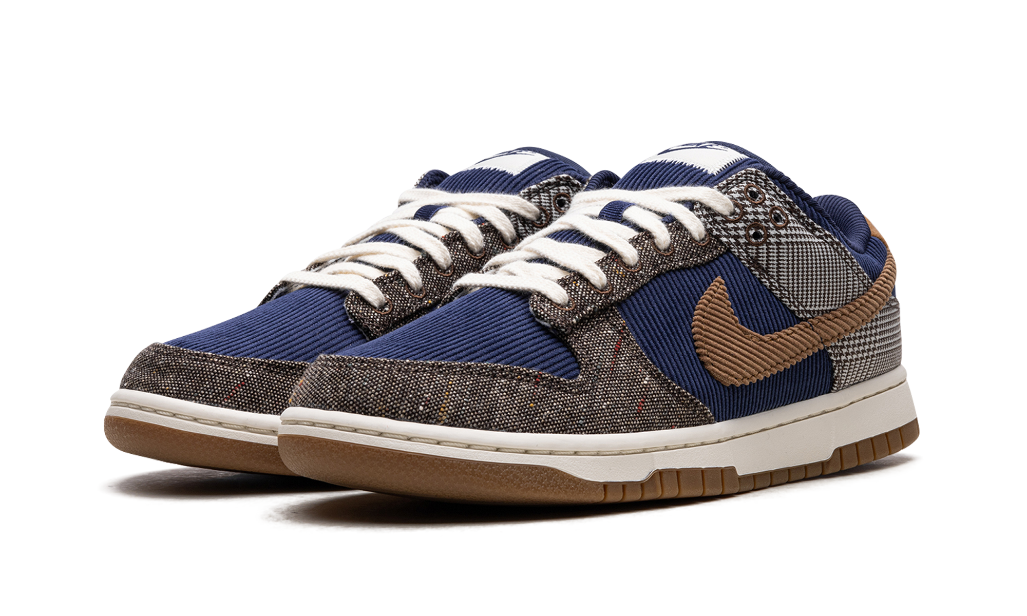 Dunk Low "Tweed Corduroy" FQ8746 410