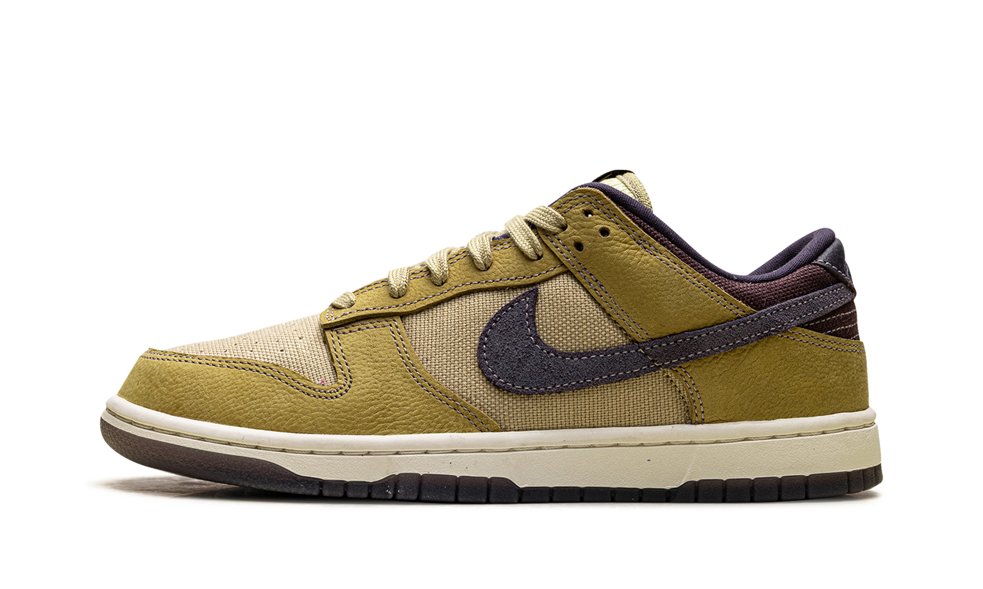 Dunk Low Retro SE "Buff Gold Dark Raisin" IB6752 700