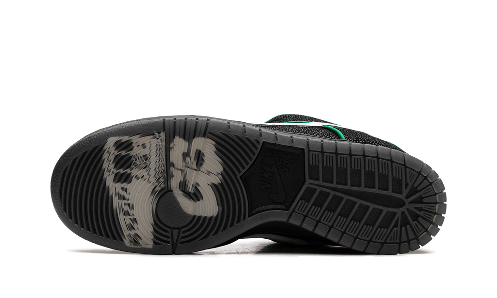 SB Dunk Low "Bronx Girls Skate" HV1664 001