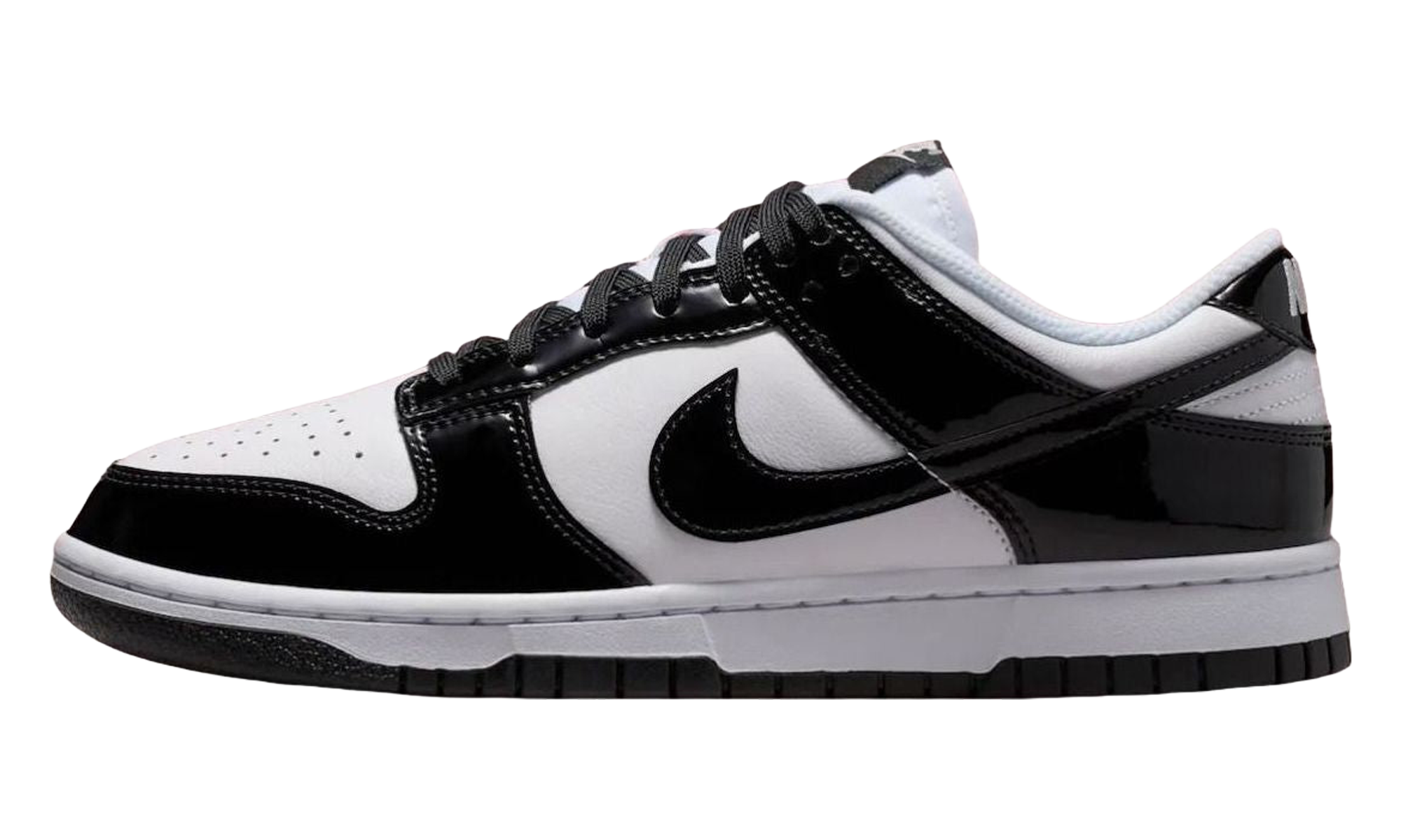 Dunk Low SE WMNS "Patent Panda" IV5104 102