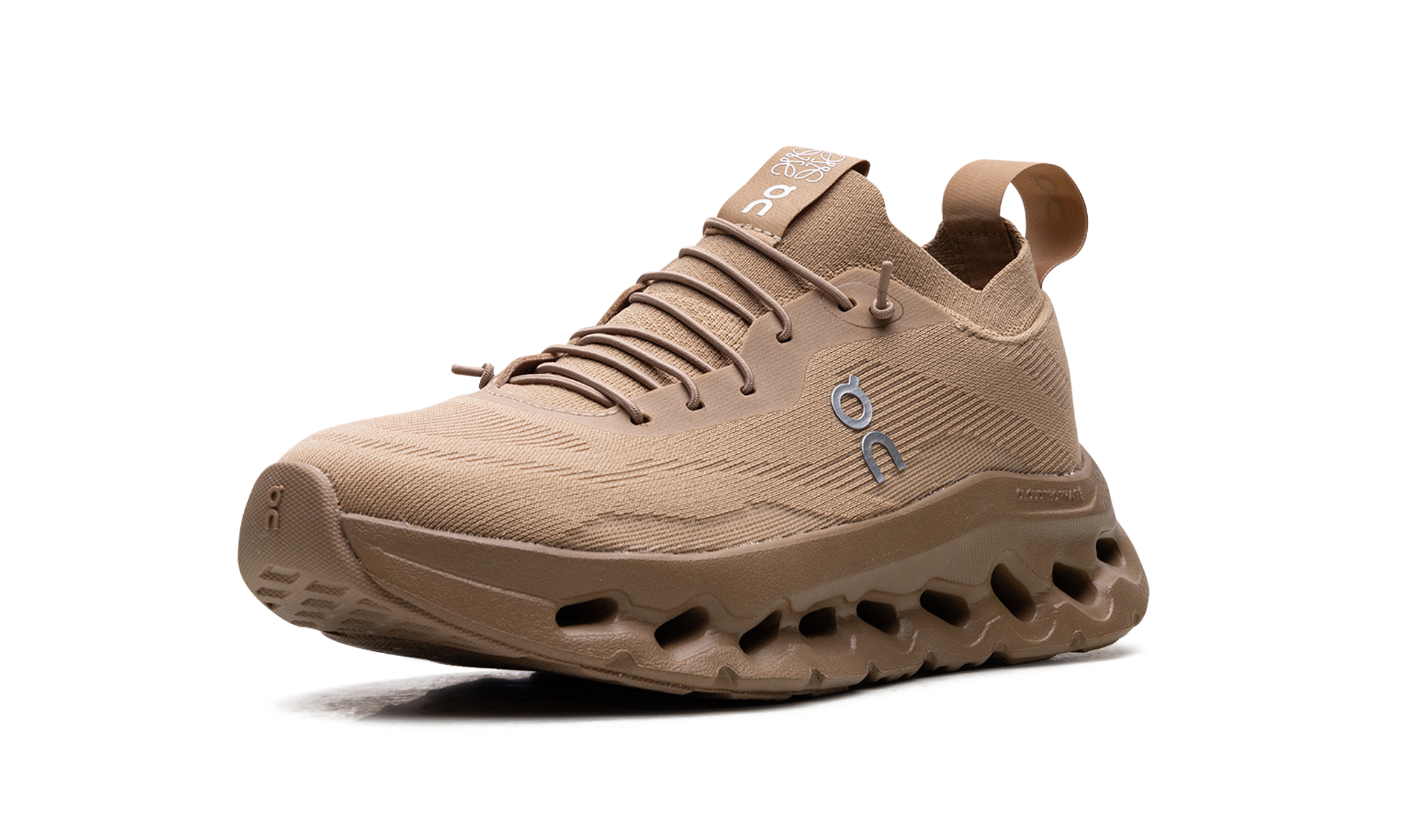Cloudtilt WMNS "LOEWE Dark Sand" 3WD30313505