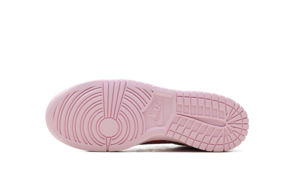 Dunk Low GS "Valentine's Day (2026)" IQ0218 663