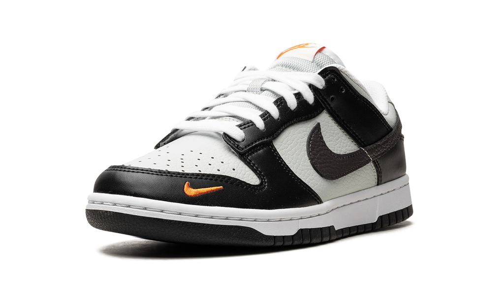 Dunk Low "Black/Total Orange" FN7808 001
