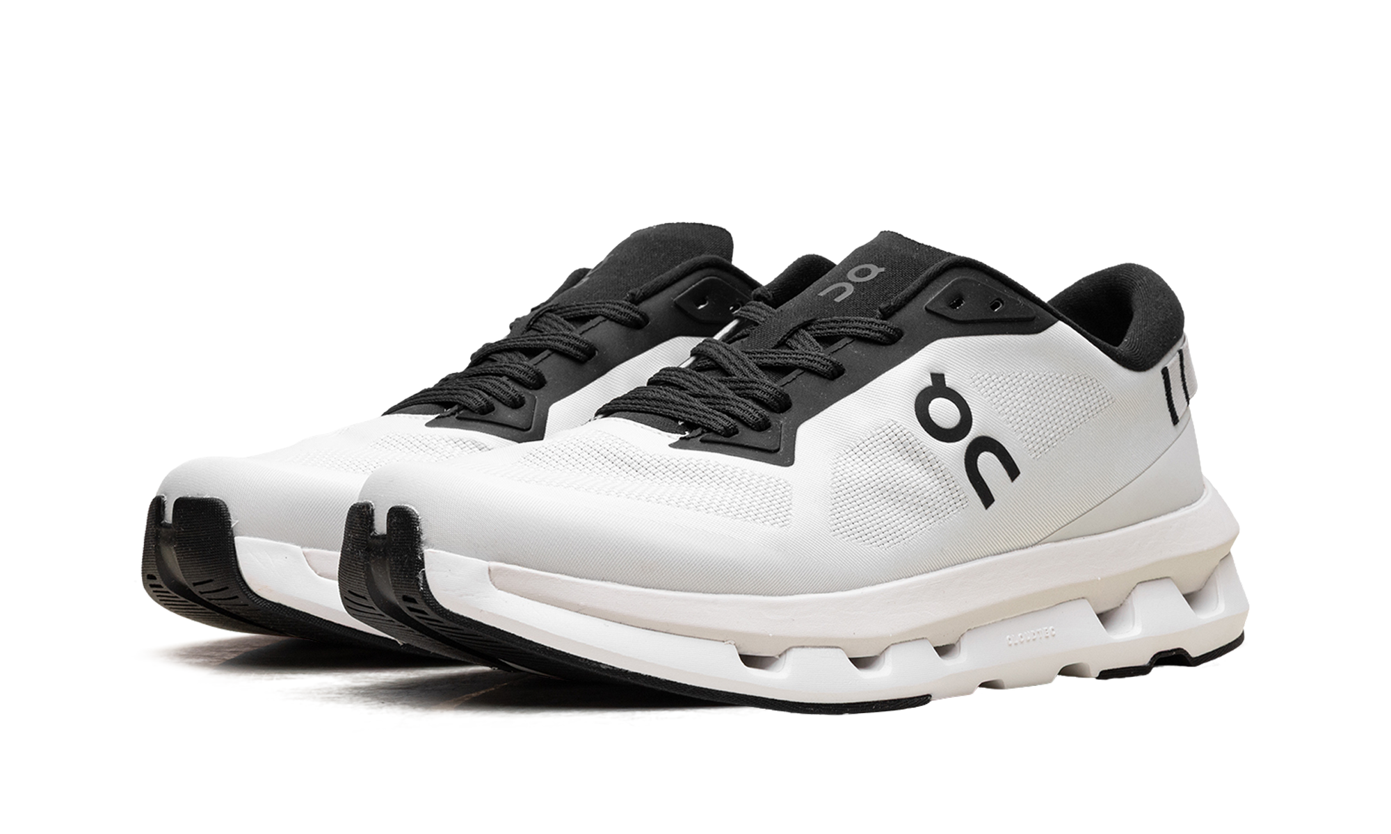 Cloudzone WMNS "Ice Black" 3WF10071926