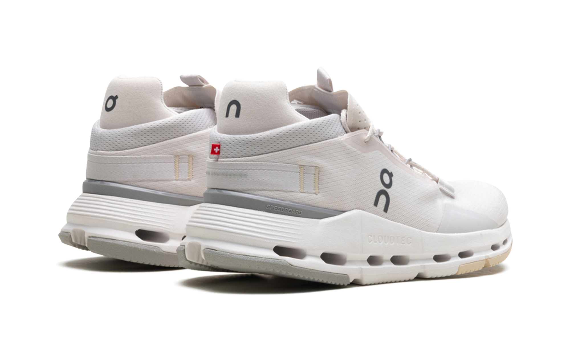 On Cloudnova 2 WMNS "Sand Fog" 3WE30222826