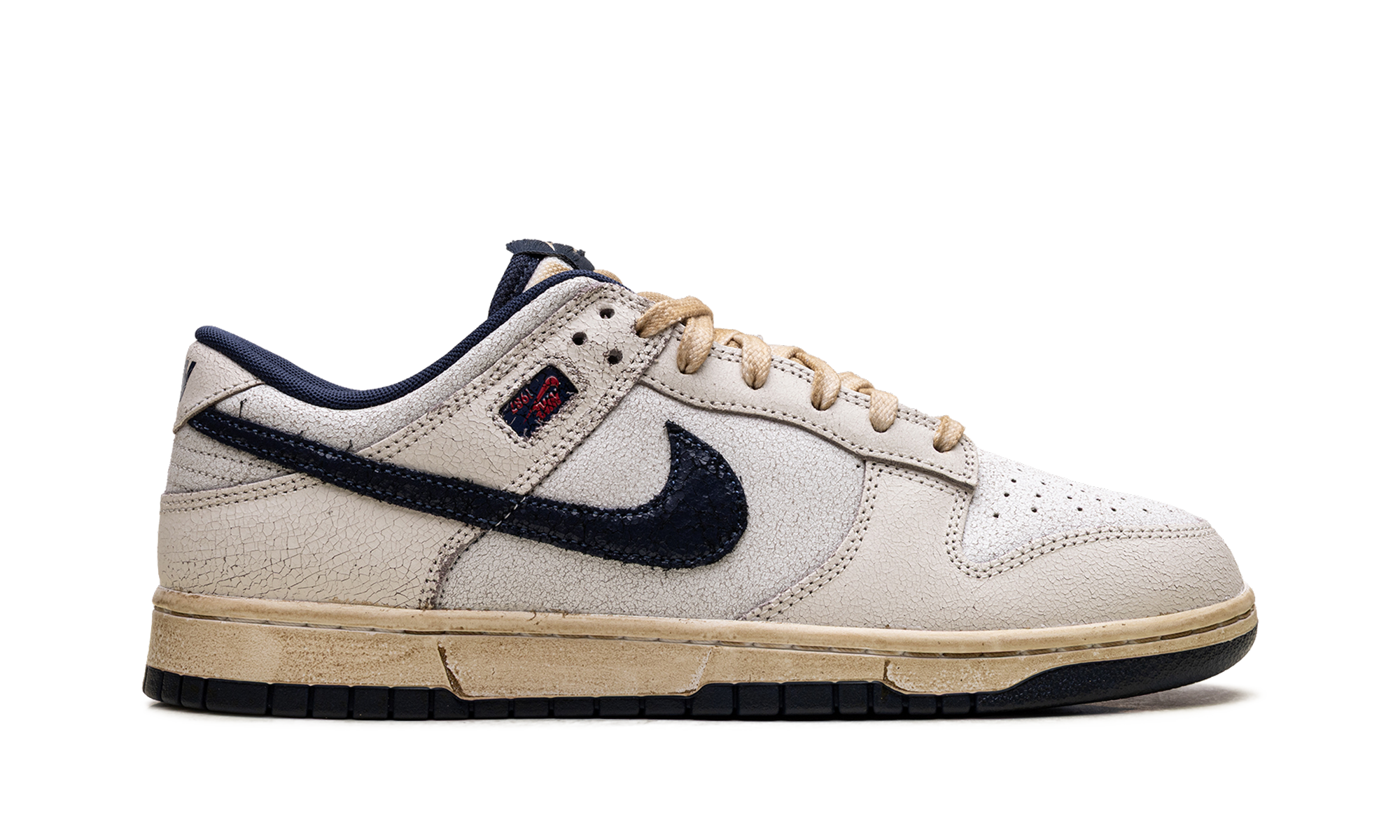 Dunk Low "Stranger Things Phantom" IH6766 001