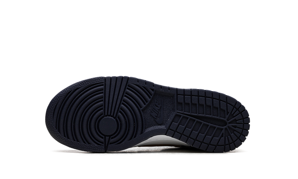 Dunk Low GS "Midnight Navy Wheat" FB9109 111