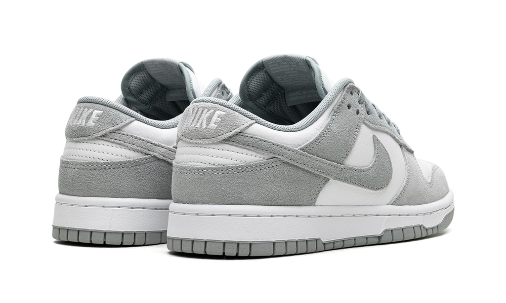 Dunk Low "Light Pumice" FQ8249 101
